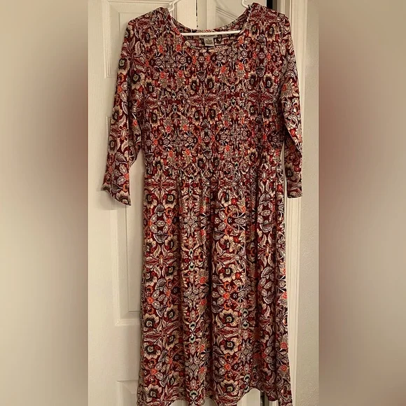 C W Classics Dresses | CW Classics Multi Colored Dress | Color: Cream/Red | Size: L | Juliebelljar's Closet